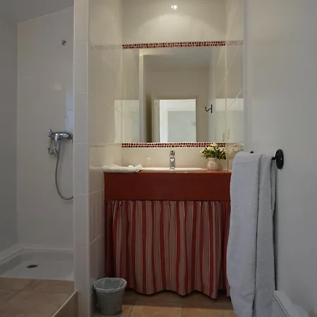 Le Clos Des Cigales 4* Roussillon (Vaucluse)